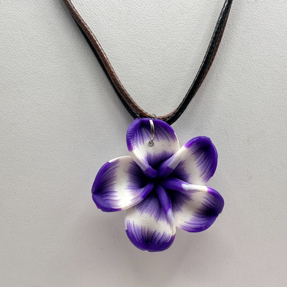 Vintage 90s Tropical Purple & White Flower Pendant Cord Necklace Women's Jewelry